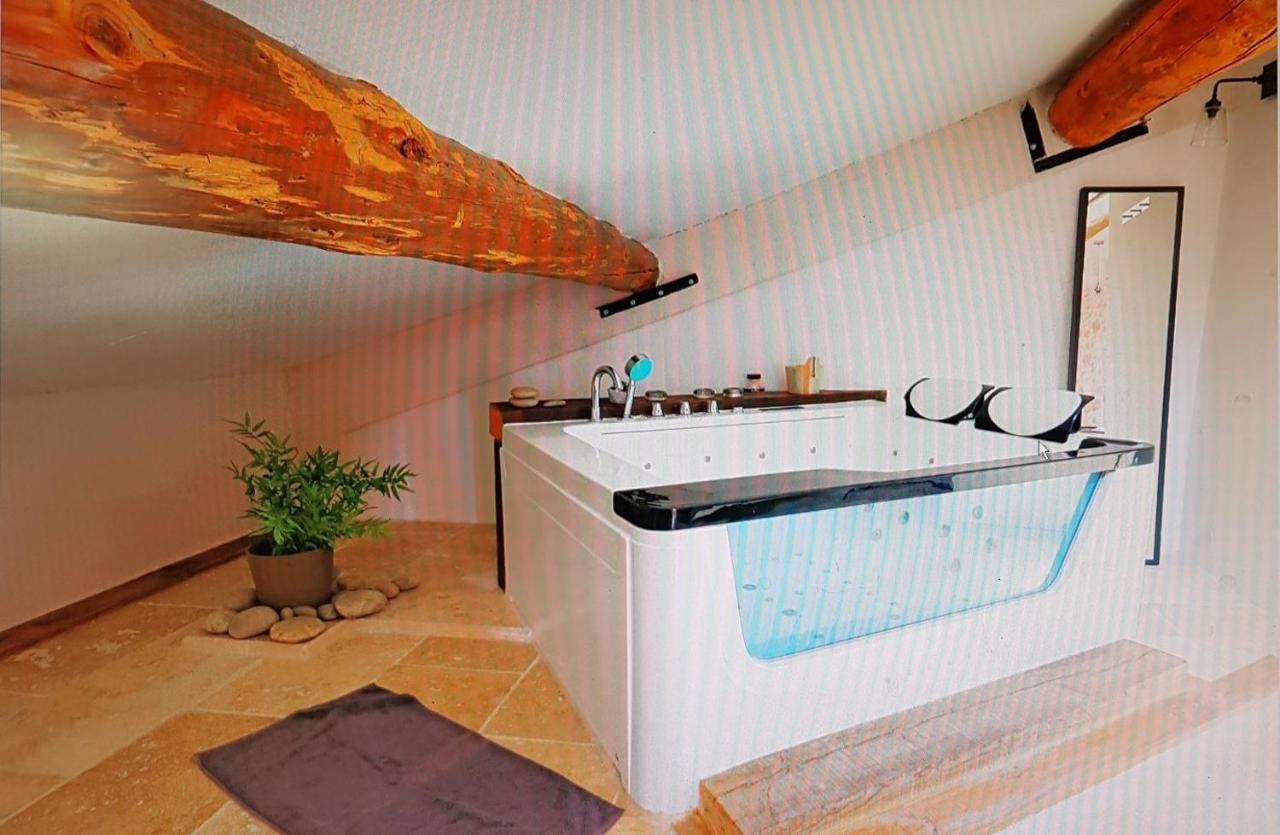 Appartement De Charme Sud Luberon Classe 4 Etoiles Puyvert Exterior photo